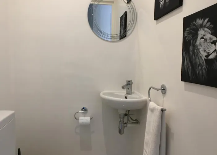 公寓 Spacious 3 Bed App With Pool 5min To Jlp Ideal For 2 Families Or 8 People 胡安莱潘