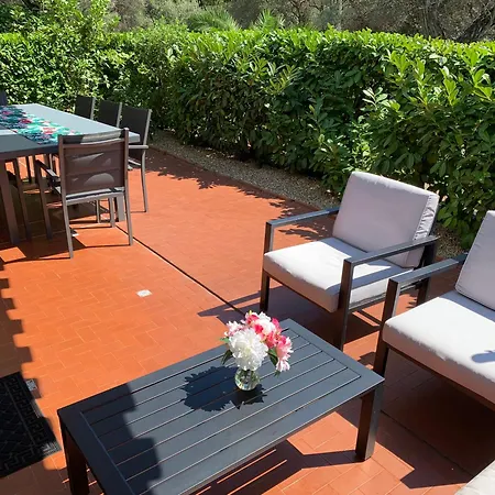 Daire Spacious 3 Bed App With Pool 5min To Jlp Ideal For 2 Families Or 8 People